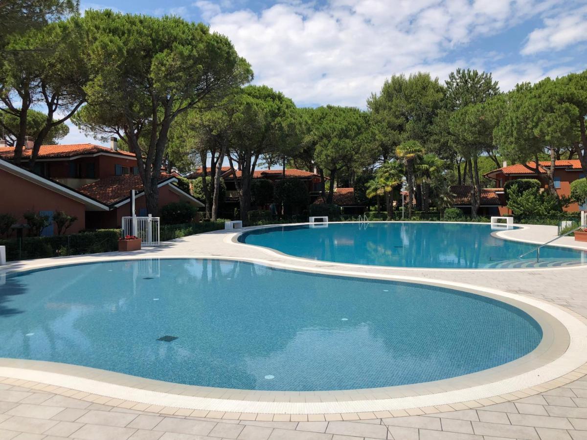 Villaggio Euroresidence Бибионе Екстериор снимка