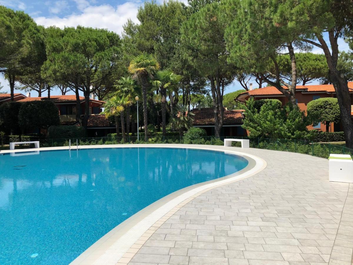 Villaggio Euroresidence Бибионе Екстериор снимка